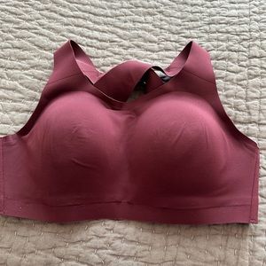 lululemon sports bra dark burgundy color 36D